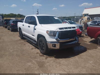 5TFEY5F1XMX****** 2021 Toyota Tundra