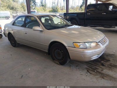 JT2BG22KXY0****** 2000 Toyota Camry