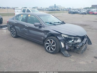 1HGCR2F83GA****** 2016 Honda Accord