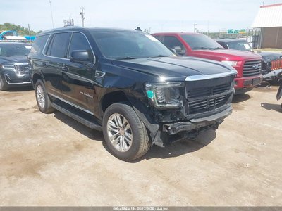 1GKS1BKD9NR****** 2022 GMC Yukon