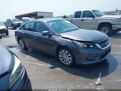 1HGCR2F86FA****** 2015 Honda Accord
