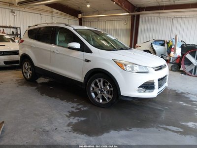 1FMCU9J9XGU****** 2016 Ford Escape