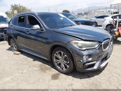 WBXHT3Z33H4****** 2017 BMW X1