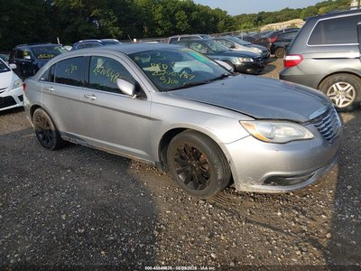1C3CCBBG2EN****** 2014 Chrysler 200