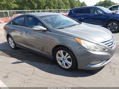 5NPEC4AC7BH****** 2011 Hyundai Sonata