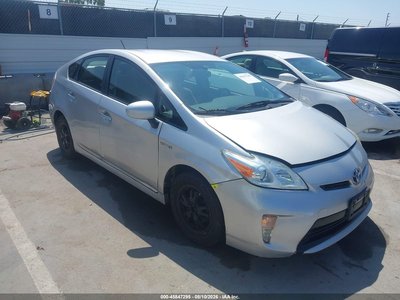 JTDKN3DU0F1****** 2015 Toyota Prius