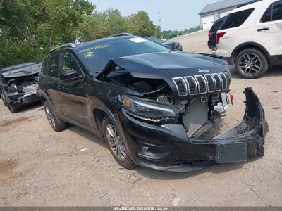 1C4PJMLB8MD****** 2021 Jeep Cherokee