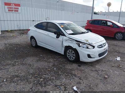 KMHCT4AE3FU****** 2015 Hyundai Accent