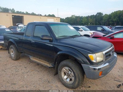 4TAWN72N9YZ****** 2000 Toyota Tacoma