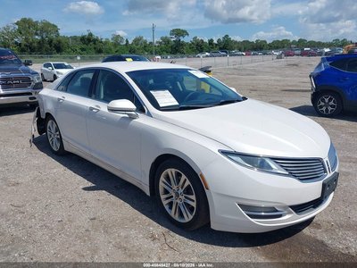 2014 Lincoln MKZ