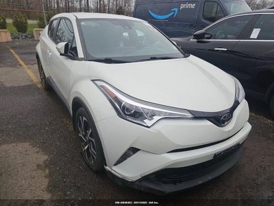 NMTKHMBX6JR****** 2018 Toyota C-HR