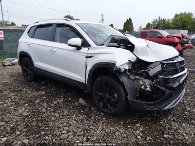 3VVEX7B24RM****** 2024 Volkswagen Taos
