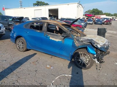 3KPF54AD5PE****** 2023 Kia Forte