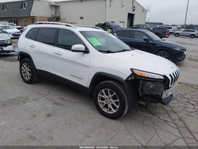 1C4PJMLB9JD****** 2018 Jeep Cherokee