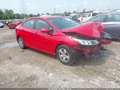 1G1BC5SM1J7****** 2018 Chevrolet Cruze