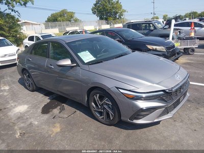 2024 Hyundai Elantra Hybrid