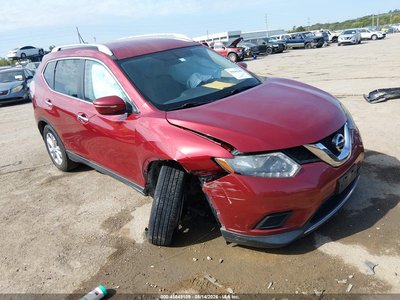KNMAT2MT1FP****** 2015 Nissan Rogue