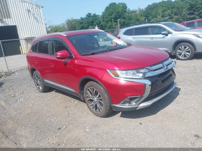 JA4AZ3A36HZ****** 2017 Mitsubishi Outlander