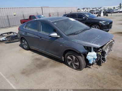KMHC75LC0HU****** 2017 Hyundai Ioniq Hybrid
