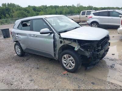 KMHRB8A37MU****** 2021 Hyundai Venue