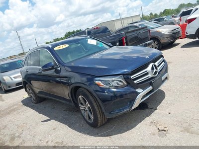 WDC0G4KB5KF****** 2019 Mercedes-Benz Glc 300