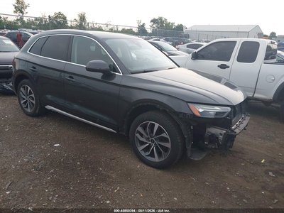 WA1AAAFY0M2****** 2021 Audi Q5