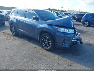 2017 Toyota Highlander