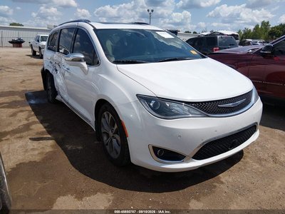 2C4RC1GG2LR****** 2020 Chrysler Pacifica