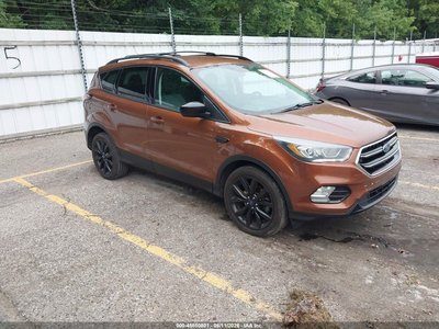 1FMCU0GDXHU****** 2017 Ford Escape