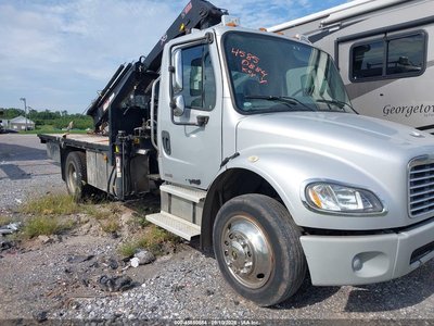 1FVACWDC65H****** 2005 Freightliner M2