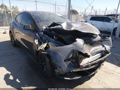 7SAYGDEE8RA****** 2024 Tesla Model Y