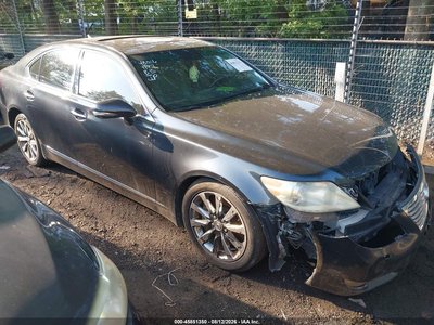 JTHCL5EF5A5****** 2010 Lexus LS