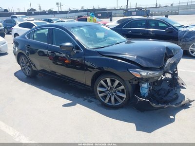 JM1GL1VM2J1****** 2018 Mazda 6