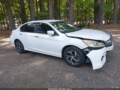1HGCR2F36HA****** 2017 Honda Accord