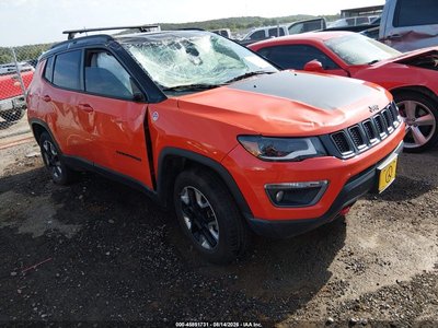 3C4NJDDB8JT****** 2018 Jeep Compass