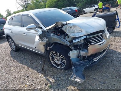 2LMTJ6LR1GB****** 2016 Lincoln MKX