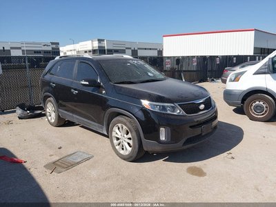 5XYKU4A73FG****** 2015 Kia Sorento