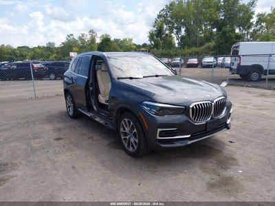 5UXCR6C04N9****** 2022 BMW X5