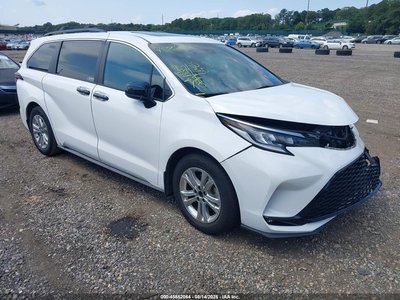 5TDDSKFC2NS****** 2022 Toyota Sienna Hybrid