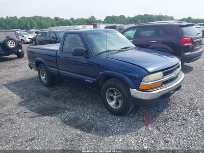 1GCCS14X138****** 2003 Chevrolet S-10