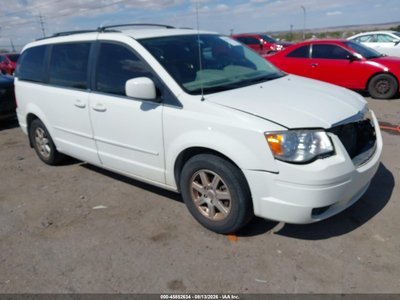 2A4RR5DXXAR****** 2010 Chrysler Town & Country