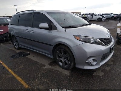 5TDXK3DC3BS****** 2011 Toyota Sienna