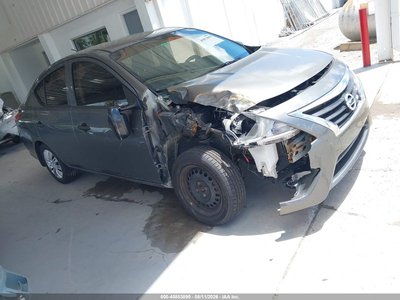 2019 Nissan Versa