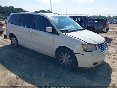 2008 Chrysler Town & Country