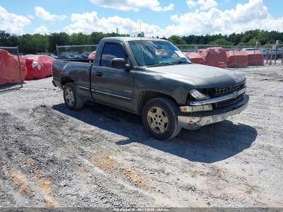 1GCEC14W22Z****** 2002 Chevrolet Silverado 1500
