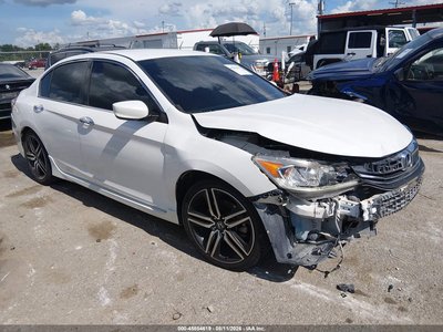 1HGCR2F54GA****** 2016 Honda Accord