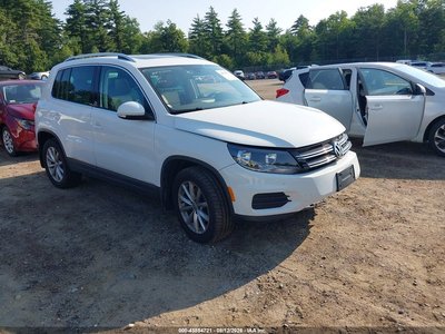 WVGSV7AX6HW****** 2017 Volkswagen Tiguan