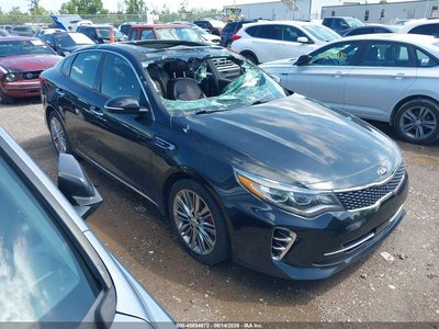 5XXGV4L22HG****** 2017 Kia Optima