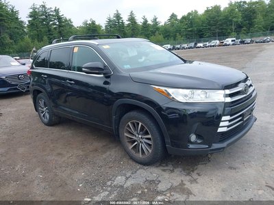2017 Toyota Highlander