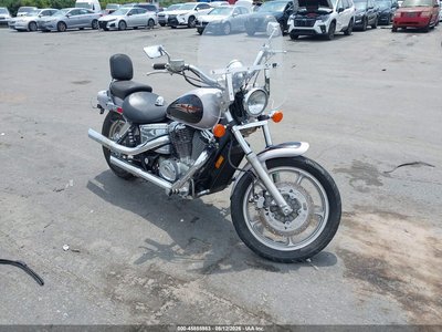 2000 Honda VT1100 (Shadow Spirit 1100)